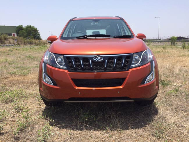 जानिए कैसा है महिंद्रा XUV 500 का फेसलिफ्ट