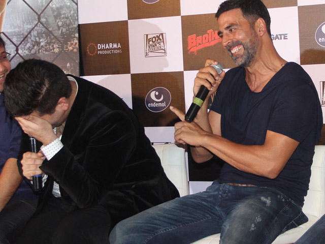 Akshay Kumar Takes a Dig at Karan Johar's <i>Bombay Velvet</i> Debacle