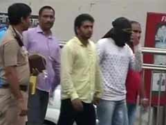 मुंबई जहरीली शराब त्रासदी का मुख्य आरोपी दिल्ली में गिरफ्तार