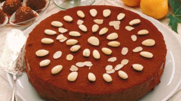 Chocolate and Almond Cake