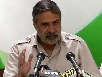 केंद्र सरकार के सभी कार्यालयों में RSS के पदाधिकारी हैं तैनात : आनंद शर्मा