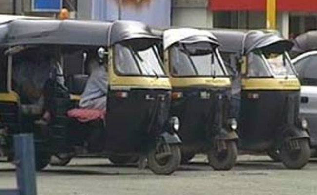 Taxis, Autos on Strike in Mumbai; Commuters Stranded
