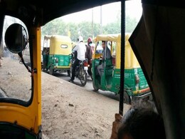 'ऑटो ऑन ड्यूटी' का बोर्ड लगा होने पर नहीं चलेगी रिक्शा ड्राइवर की मर्जी 'ऑटो ऑन ड्यूटी' का बोर्ड लगा होने पर नहीं चलेगी रिक्शा ड्राइवर की मर्जी