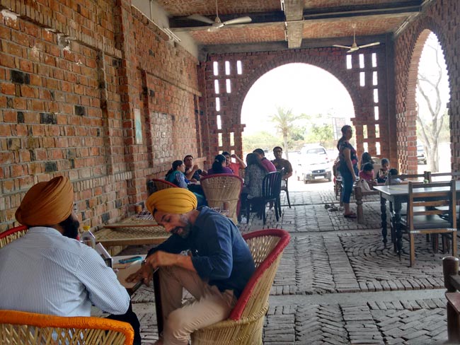 सर्वप्रिया सांगवान : यूपी में है इंडिया का पहला ग्रीन ढाबा