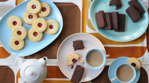 Take the Biscuit: Jammie Dodger and Bourbon Cream Recipes | Ruby Bakes