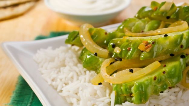 Monsoon Diet: This Quick And Simple Aloo-Karela Mix For Lunch Spells Comfort (Recipe Inside)