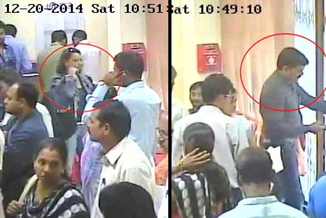मुंबई में चेक धोखाधड़ी करने वाले गिरोह का पर्दाफाश, 4 आरोपी गिरफ्तार मुंबई में चेक धोखाधड़ी करने वाले गिरोह का पर्दाफाश, 4 आरोपी गिरफ्तार