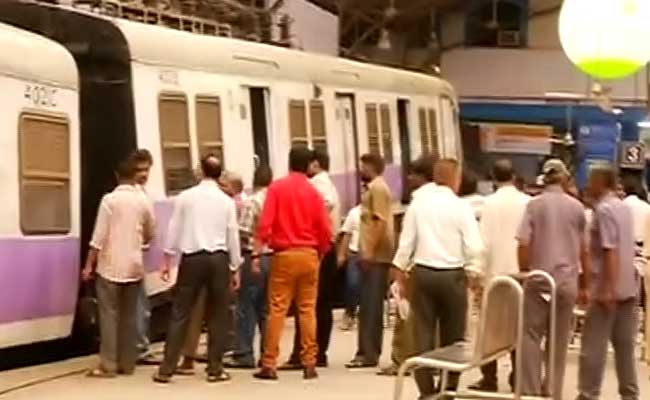 Mumbai Local Train Crashes into Platform at Churchgate Station