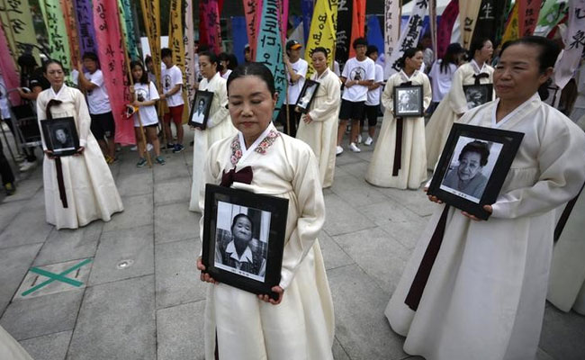 Japan, South Korea Send Conflicting Signals on 'Comfort Women' Feud