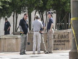 Suspect Dead After Night of Mayhem in Dallas Suspect Dead After Night of Mayhem in Dallas