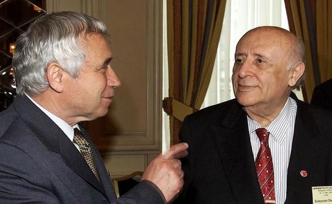 Former Turkey President  Suleyman Demirel, Twice Toppled by Military, Dead at 90