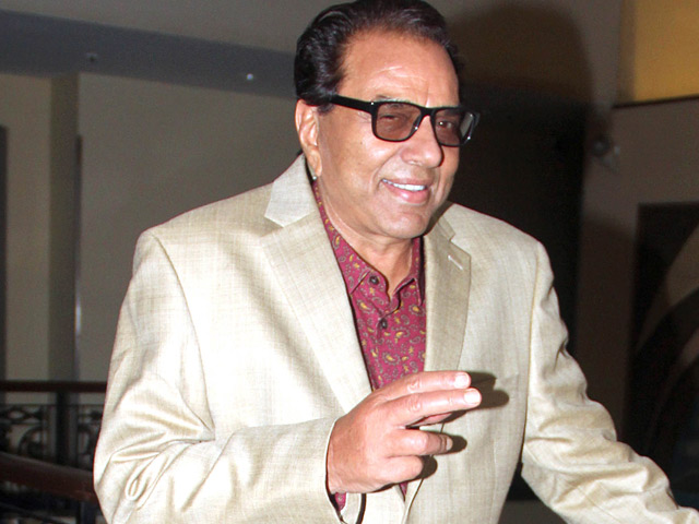 Dharmendra: There's Beauty in the Veil, Everything Should be Subtle