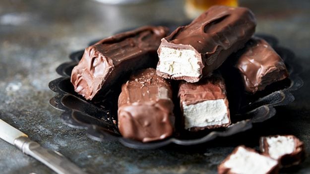 DIY Treats: Make Your Own Chocolate Bars and Bourbon Biscuits