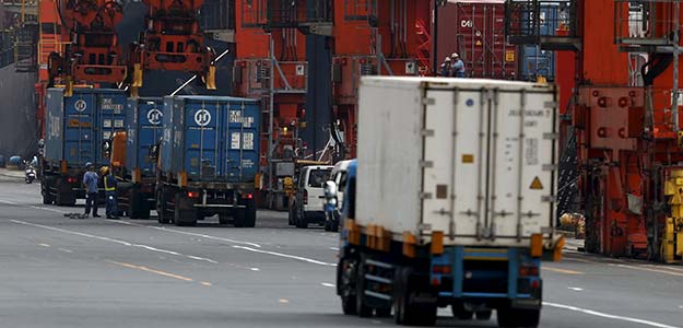 Exports Seen Sharply Lower at $260 Billion in FY16: Trade Body