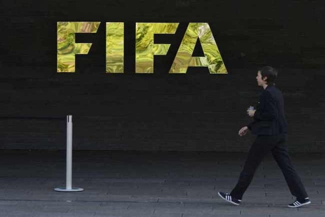 फीफा ने अपने महासचिव वाल्के को बर्खास्त किया फीफा ने अपने महासचिव वाल्के को बर्खास्त किया