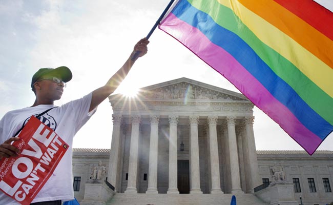 US Gay Marriage Ruling Unleashes Debate in Russia