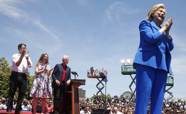 Hillary Clinton the 'Rock' of the Family, Says Bill Clinton