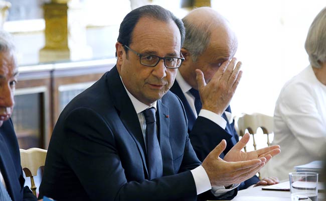 Francois Hollande Says Air Strikes Against Islamic State in Syria 'Necessary'