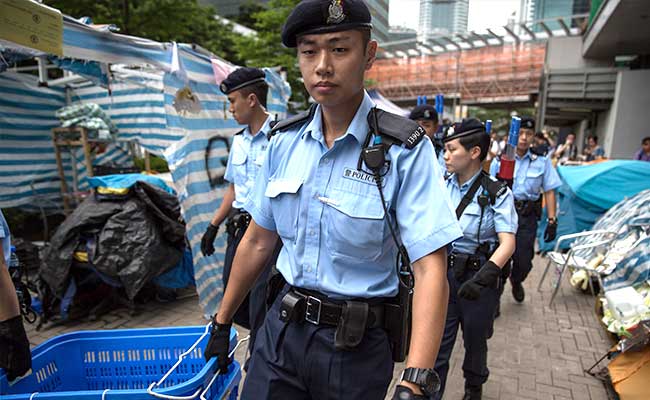Hong Kong Police Seize Explosives Ahead of Political Reform Vote: Report