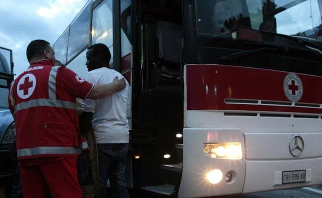 Riot Police Disperse Migrants as Tempers Fray at France-Italy Border