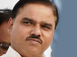 जितेंद्र तोमर के भाई को दिल्ली पुलिस ने पूछताछ के लिए बुलाया, इंस्टीट्यूट पर छापेमारी जितेंद्र तोमर के भाई को दिल्ली पुलिस ने पूछताछ के लिए बुलाया, इंस्टीट्यूट पर छापेमारी
