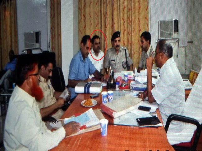 अवध यूनिवर्सिटी में नहीं मिला तोमर की डिग्री का कोई रिकॉर्ड: सूत्र