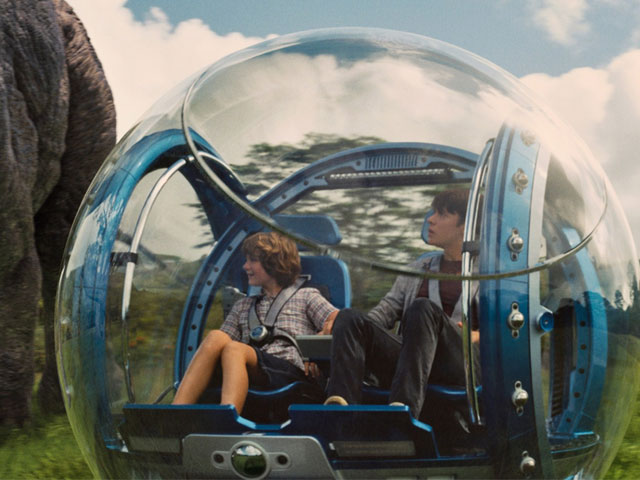 <i>Jurassic World</i> Destroys Records With $204.6 Million Debut