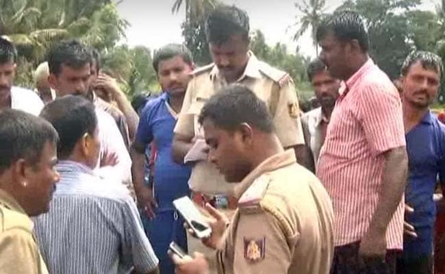 Karnataka Farmer Allegedly Sets Crop on Fire, Jumps In