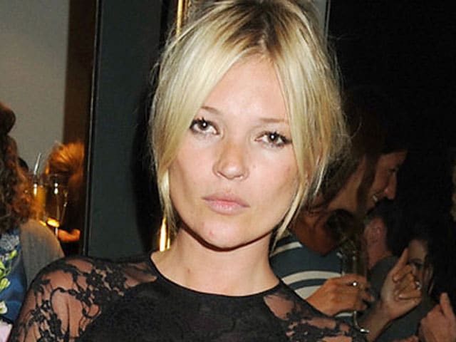 'Disruptive' Passenger, Believed to be Supermodel Kate Moss, Escorted Off Flight