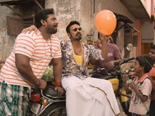 Dhanush Goes Fully Local in <i>Maari</i> Trailer
