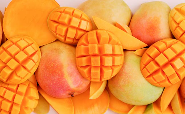 UP's Dussehri Mango Goes Global, First Export Consignment Airlifted To Dubai