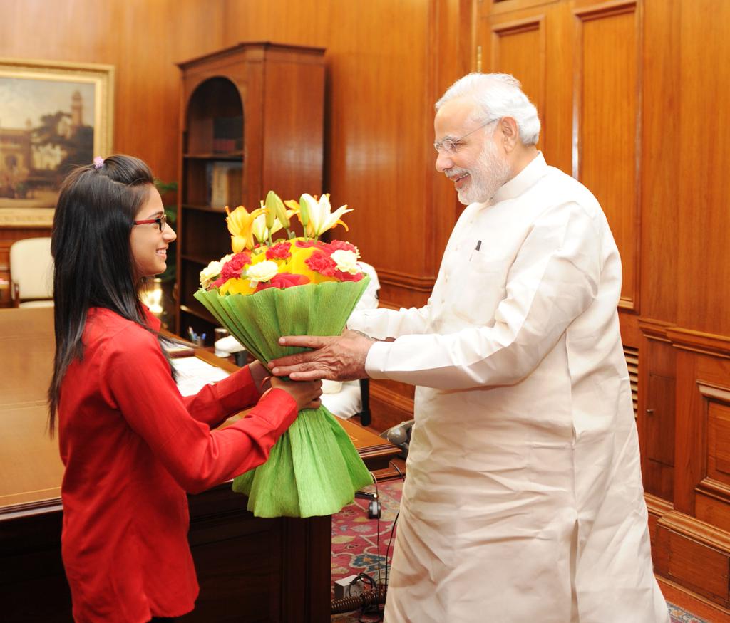 Prime Minister Narendra Modi Meets Girl Who Won Gita Contest