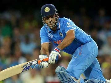 क्या प्लेयर के तौर पर धोनी की टीम इंडिया में जगह बनती है?