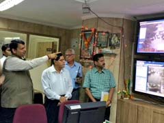 Mumbai Rains: Maharashtra Chief Minister Devendra Fadnavis Promises Advisories Every 2 Hours