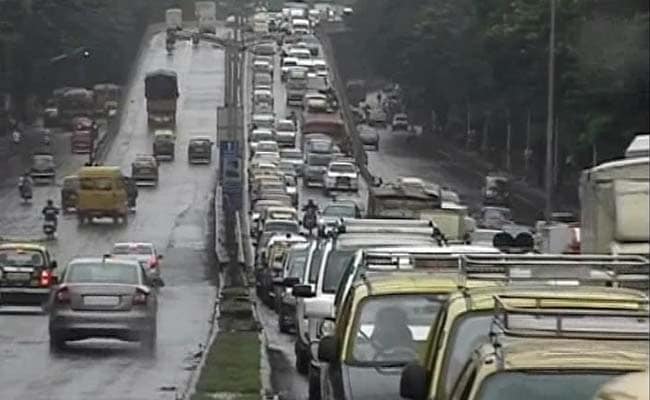 mumbai monsoon traffic