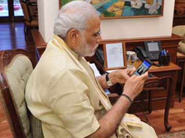 प्रधानमंत्री एक प्रोडक्ट भी हैं, मोबाइल एप उसका बाजार