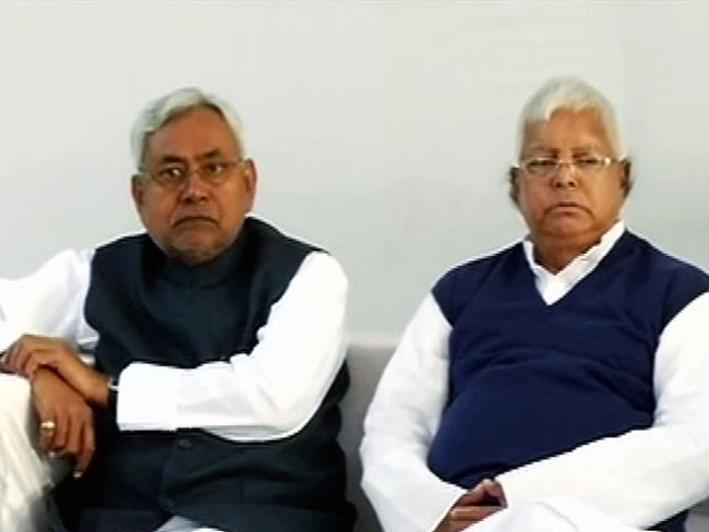 बाबा की कलम से : मिनी महाभारत से कम नहीं होने वाला बिहार चुनाव