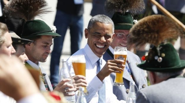 Is Booze at Breakfast the Best Way to Start the Day?