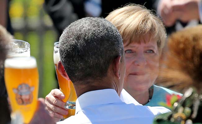 Over Beer, Obama and Merkel Mend Fences and Double Down On Russia