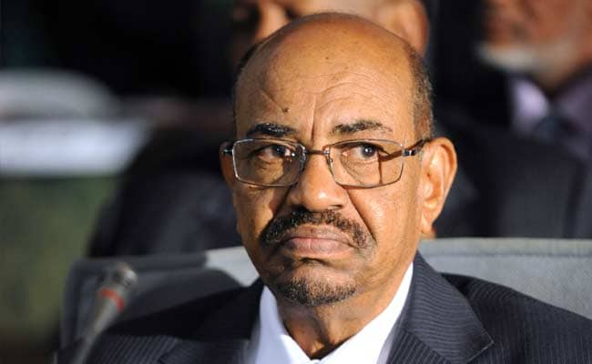 Sudanese President Omar al-Bashir Arrives in Khartoum From South Africa