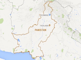 पाकिस्तान में यात्री ट्रेन और एक मालगाड़ी की टक्कर में छह लोगों की मौत, 150 से ज्यादा घायल पाकिस्तान में यात्री ट्रेन और एक मालगाड़ी की टक्कर में छह लोगों की मौत, 150 से ज्यादा घायल