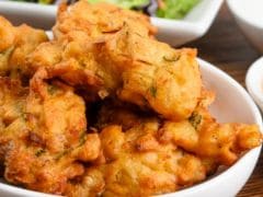 High Protein Veg Recipe: These Moong Dal And Paneer Balls Will Make You Lick Your Fingers Clean