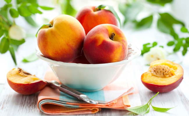 Fruits For Healthy Eyes: आंखों को हेल्दी रखने के लिए डाइट में शामिल करें ये फल