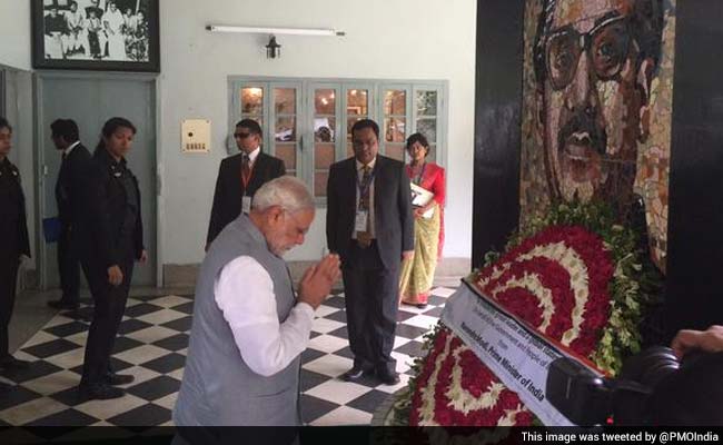 PM Narendra Modi Visits Bangabandhu Museum in Dhaka