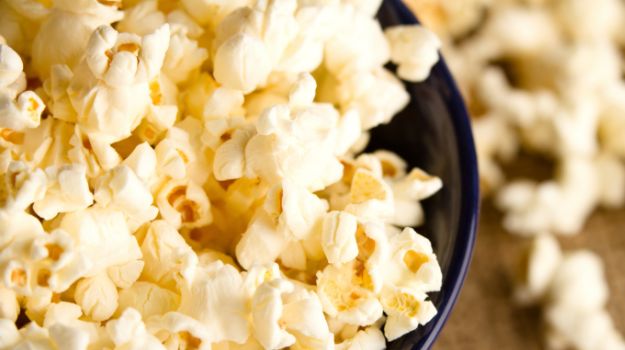 Trying To Lose Weight? Beat Hunger Pangs With These Low-Sugar Snacks