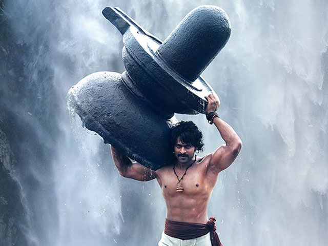 <i>Baahubali</i> Star Prabhas Will do a Bollywood Film if he Gets a 'Good Offer'