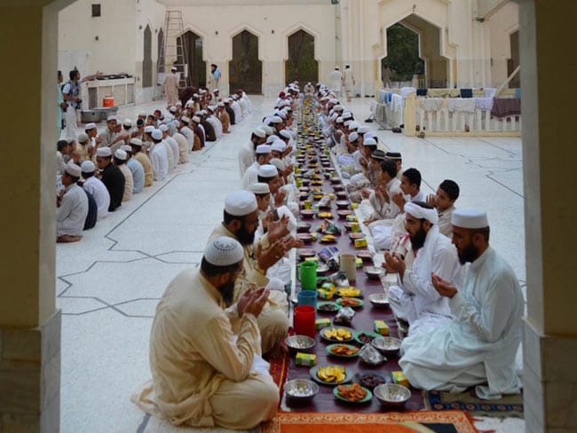 Ramzan 2020: रमजान में सहरी और इफ्तार करने का ये है सही समय, रोजेदार यहां देखें पूरा टाइम टेबल