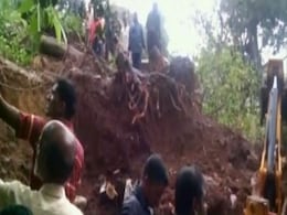 3-Hour-Long Traffic Jams on Major Mumbai-Pune Highway After Rain, Landslide 3-Hour-Long Traffic Jams on Major Mumbai-Pune Highway After Rain, Landslide