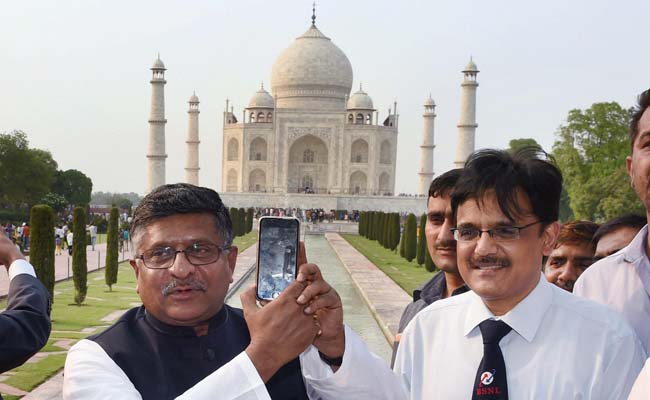 Free Wi-Fi Facility Launched for Taj Mahal