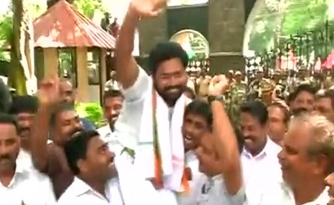 Congress Wins Crucial Kerala By-Election With Margin of 10,000 Votes